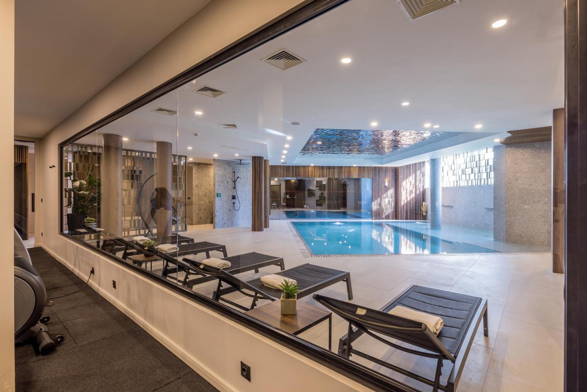 Fanat Hotell 4*